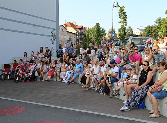 Radość w „Zakątku Kultury”. Letnie spektakle dla 39313