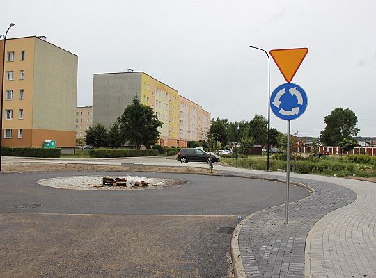 Most na Czołgistów i drogi dojazdowe z asfaltem 39487