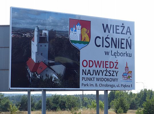 Tablice promują Wieżę Ciśnień 39503