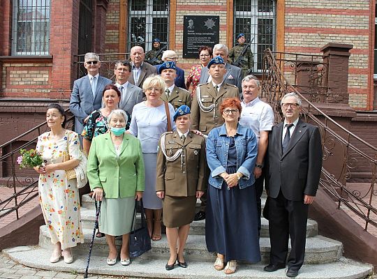 Kwiaty i znicze w Święto Wojska Polskiego 39549