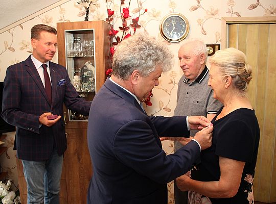Jubileusz 50-lecia małżeństwa i medal dla Państwa 39610