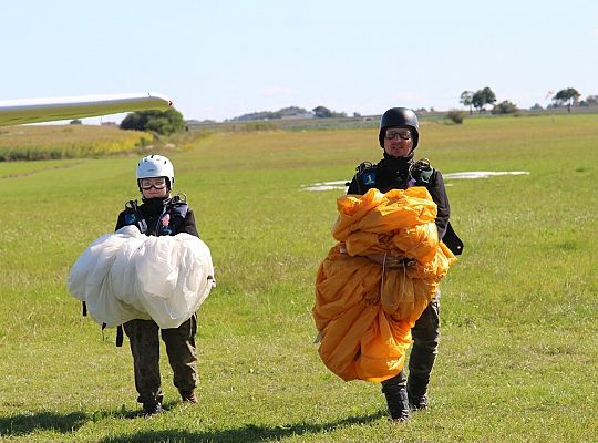 Harcerscy spadochroniarze 39882