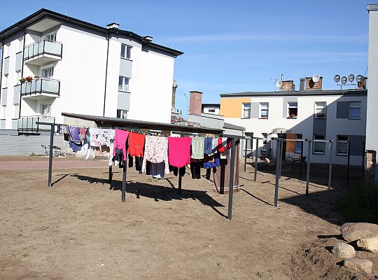 Nowe podwórka integracyjne na Stryjewskiego, 39911