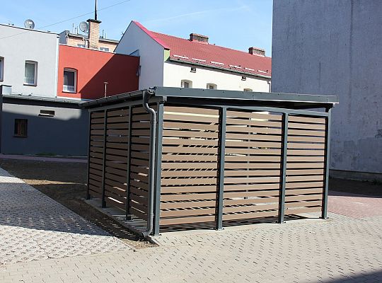 Nowe podwórka integracyjne na Stryjewskiego, 39946