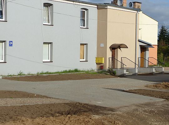 Nowe podwórka integracyjne na Stryjewskiego, 39935