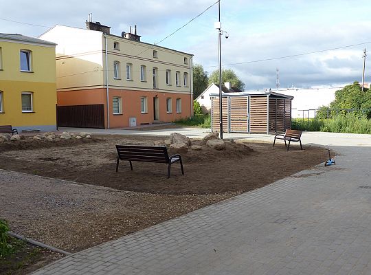 Nowe podwórka integracyjne na Stryjewskiego, 39939