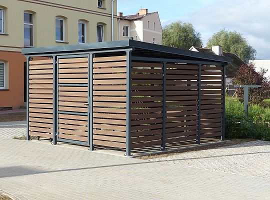 Nowe podwórka integracyjne na Stryjewskiego, 39926