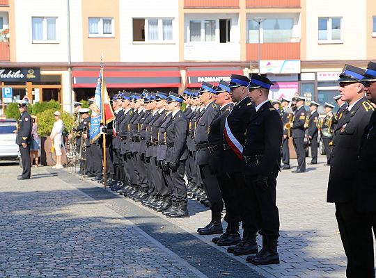 Uroczystość nadania sztandaru dla strażaków 39959