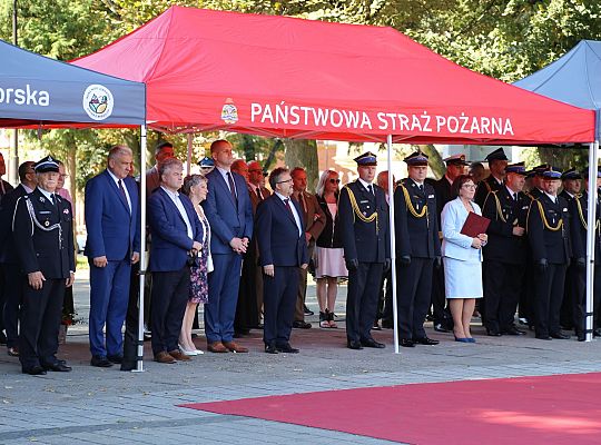 Uroczystość nadania sztandaru dla strażaków 39960