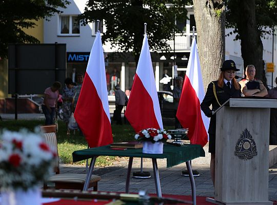 Uroczystość nadania sztandaru dla strażaków 39989