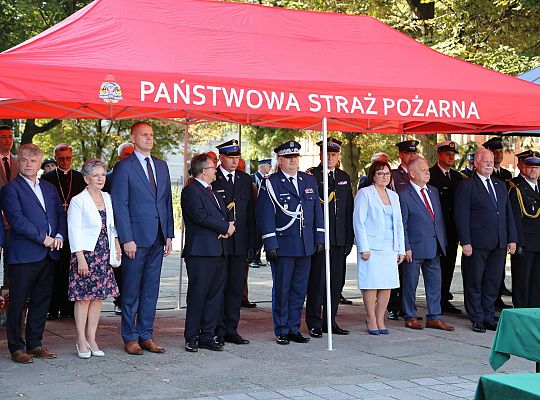 Uroczystość nadania sztandaru dla strażaków 39990