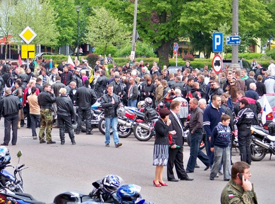 Motocyklowa parada na placu Pokoju 1342