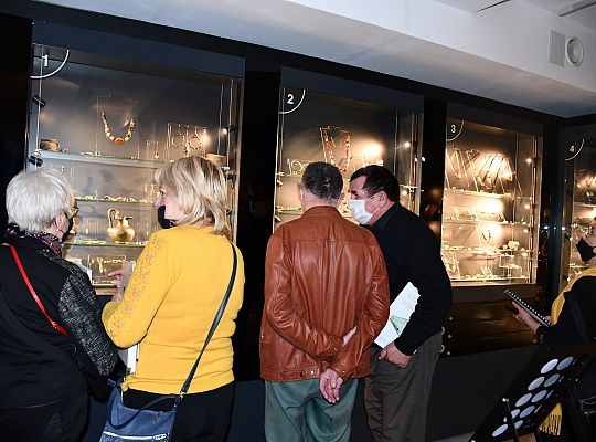 Promocja książki i wystawa w Wieży Ciśnień 41323