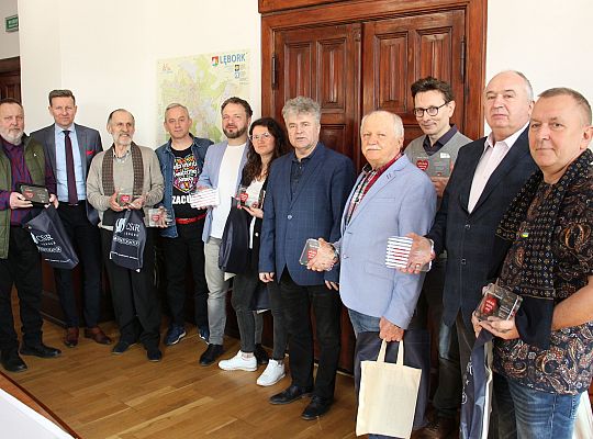 Weterani Wielkiej Orkiestry Świątecznej Pomocy w 42077