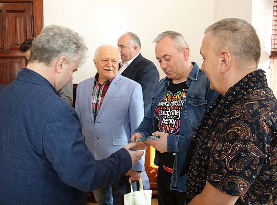 Weterani Wielkiej Orkiestry Świątecznej Pomocy w 42081