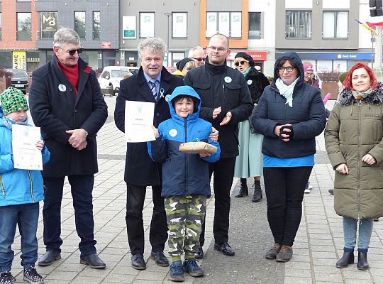 Lębork solidarny z osobami z autyzmem 42267