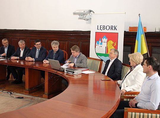 Współpraca popłaca. Miasto Łeba objęło udziały w 42319