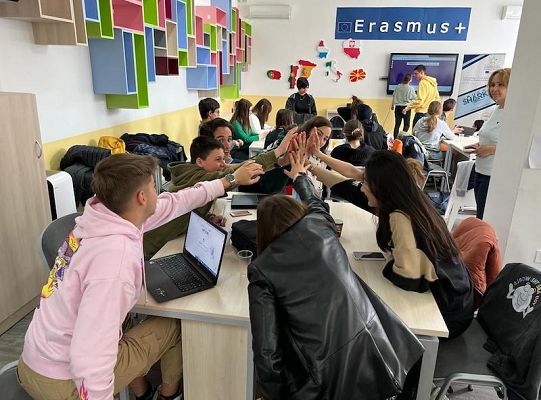 Uczniowie SP1 w ramach Erasmusa odwiedzili 42474