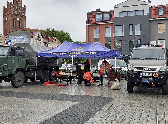 Na placu Pokoju promowali zasadniczą służbę 43100