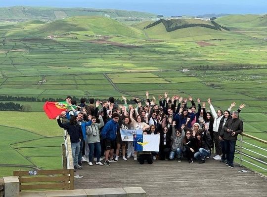 Uczniowie SP1 z Erasmusa+ polecieli na Azory 43102