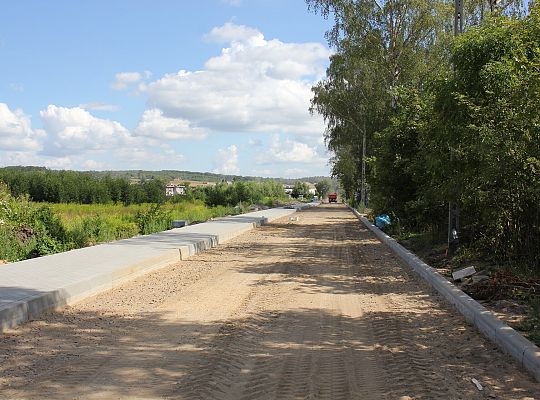 Na Pułaskiego trwa budowa nowej drogi 45115