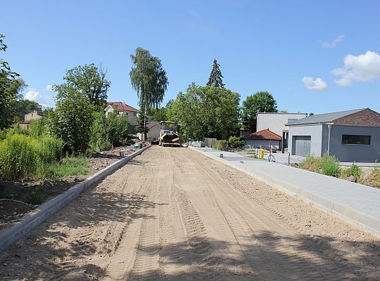 Na Pułaskiego trwa budowa nowej drogi 45117
