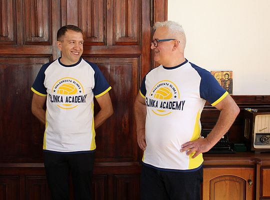 Burmistrz pogratulował zdolnym siatkarzom i ich 45138