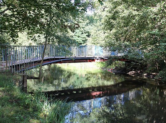 Kładka nad rzeką łebą przyjazna dla kajakarzy 45380