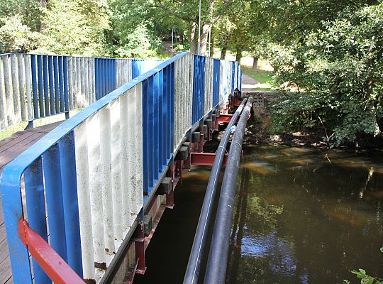 Kładka nad rzeką łebą przyjazna dla kajakarzy 45379