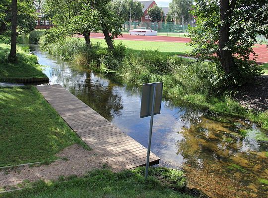 Kładka nad rzeką łebą przyjazna dla kajakarzy 45382