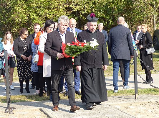 Pamięci pomordowanych więźniów KL Stutthof 45565