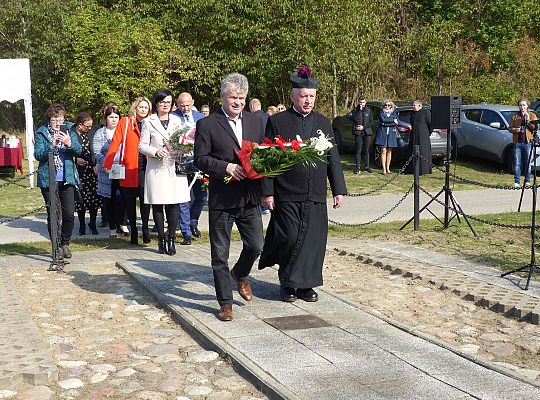 Pamięci pomordowanych więźniów KL Stutthof 45566