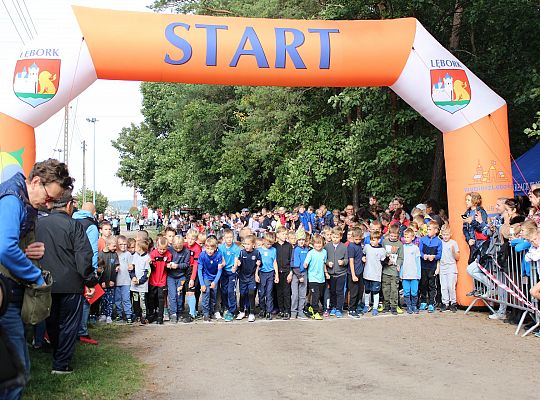 Rekordowa frekwencja na inauguracji biegowego 45627