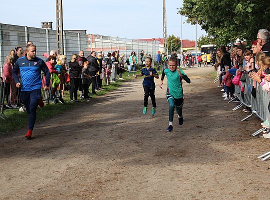 Rekordowa frekwencja na inauguracji biegowego 45647