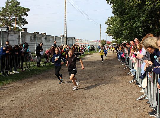 Rekordowa frekwencja na inauguracji biegowego 45652