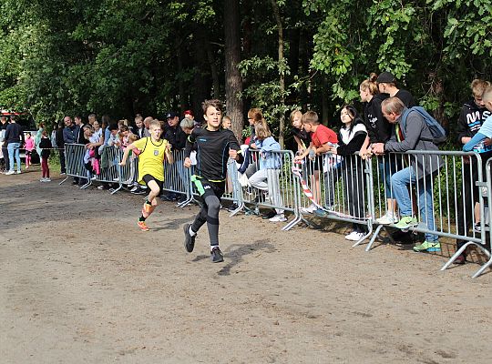 Rekordowa frekwencja na inauguracji biegowego 45663