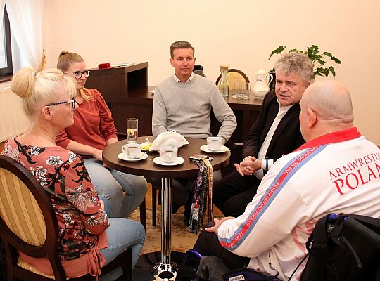 Dariusz Gabrynowicz z medalem Burmistrza Lęborka 46131