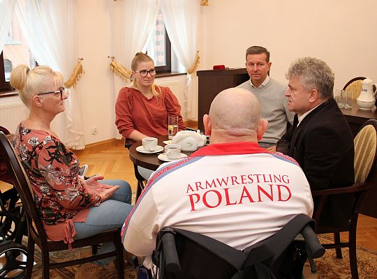 Dariusz Gabrynowicz z medalem Burmistrza Lęborka 46132