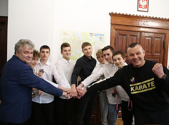 Mistrzowie Polski w karate WKF w ratuszu 46598