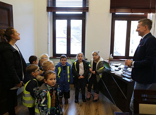 Świąteczna wizyta dzieci z Przedszkola nr 5 46796