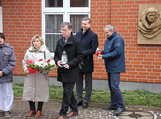 W 78. rocznicę sowieckiej zbrodni na plebani 47352