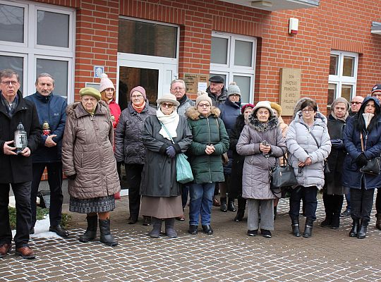 W 78. rocznicę sowieckiej zbrodni na plebani 47345