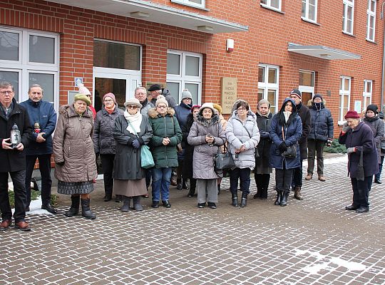 W 78. rocznicę sowieckiej zbrodni na plebani 47346