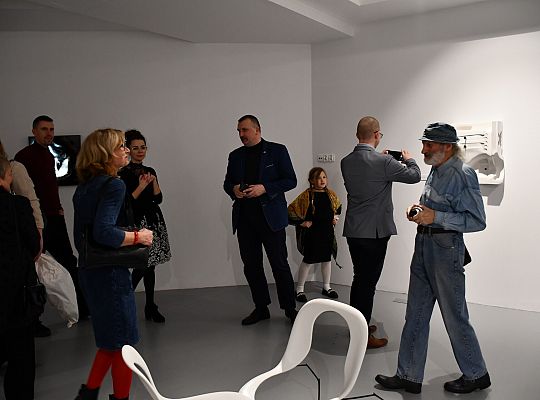 ODZYSKANE IMPERIUM - wystawa prac Mateusza Pęka 47515