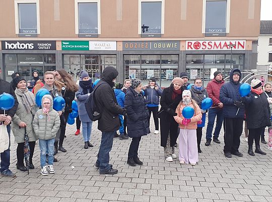 W solidarności z osobami z autyzmem. Lębork na 47580