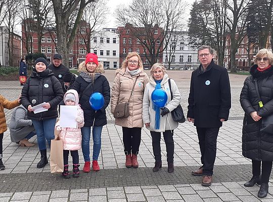 W solidarności z osobami z autyzmem. Lębork na 47596