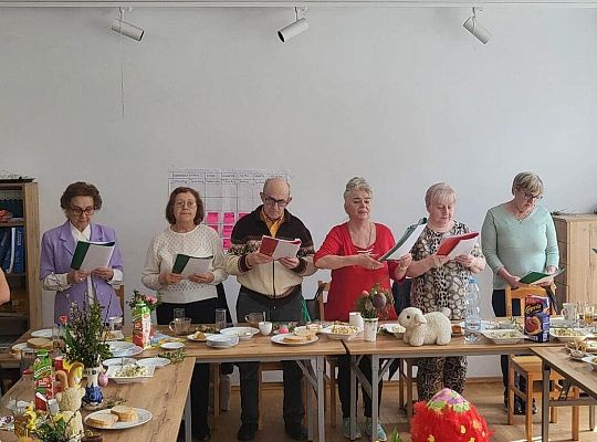 Spotkanie wielkanocne Klubu Seniora 47632