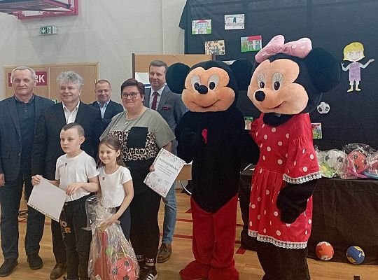 Przedszkolny piknik na sportowo w SP7 47813