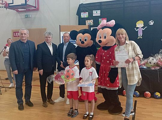 Przedszkolny piknik na sportowo w SP7 47814