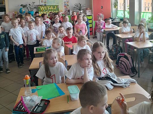 Przedszkolny piknik na sportowo w SP7 47825